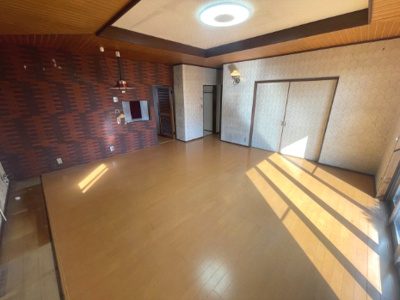 【居間・リビング】 | 真岡市高勢町5DK中古住宅