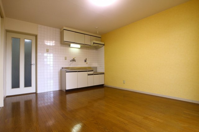 ファイン舞子坂の居間・リビング