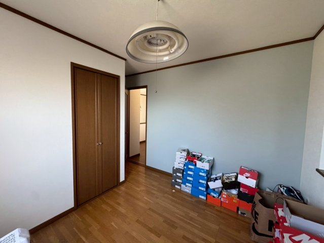 -三丁目不動産-　小川町東小川6丁目　中古戸建の洋室