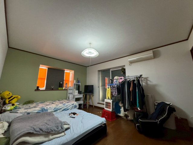 －三丁目不動産-　小川町東小川6丁目　中古戸建の寝室