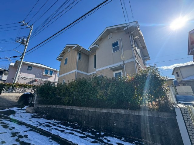 －三丁目不動産-　小川町東小川6丁目　中古戸建の前面道路含む現地写真