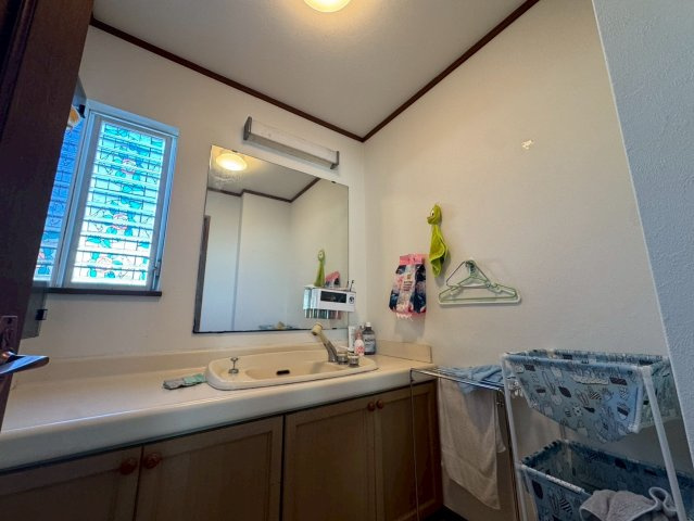 －三丁目不動産-　小川町東小川6丁目　中古戸建の洗面所