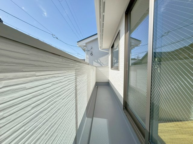 ◆家事動線良好な４ＬＤＫ◆全居室２面採光で陽当たり通風良好◆収納充実◆山科区川田西浦町１期のバルコニー|バルコニー