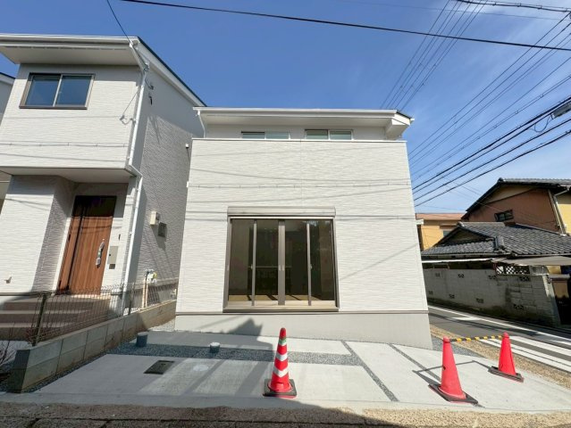 ◆家事動線良好な４ＬＤＫ◆全居室２面採光で陽当たり通風良好◆収納充実◆山科区川田西浦町１期の外観|外観