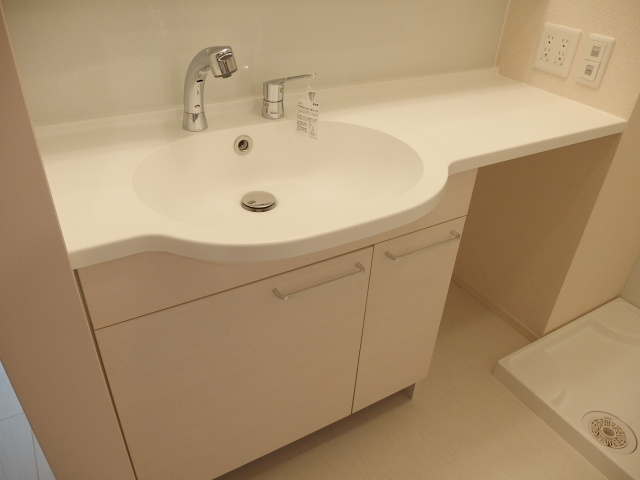 ウッドインの洗面所