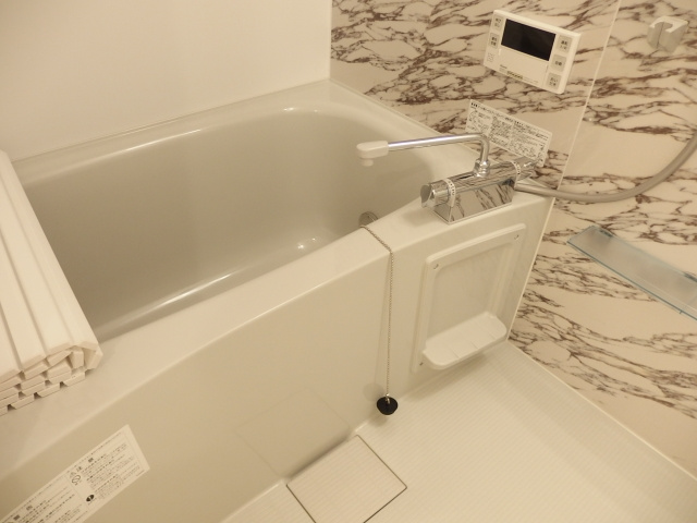 ウッドインの浴室