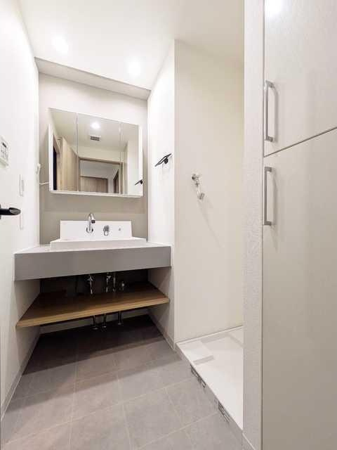 レジデンス渋谷富ヶ谷（ResidenceShibuyaTomigaya）の洗面所