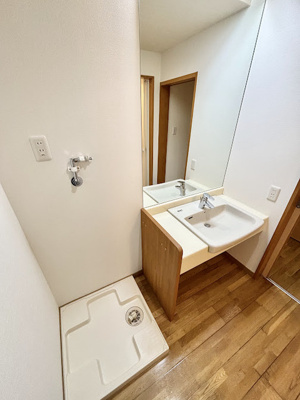 【洗面所】 | アガット | 洗濯機置場