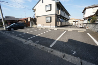 【駐車場】