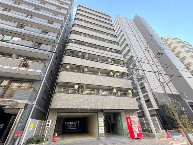 アーデン新大阪の外観