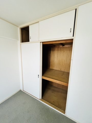 シャトー明石の収納