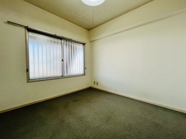 シャトー明石の寝室