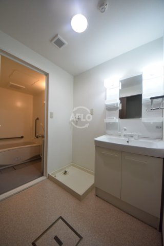 GRAZIOニホンイチの洗面所|GRAZIO日本ー　脱衣所