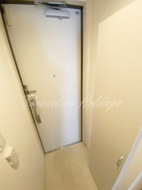 リブリ・藤沢ザ・テラスの玄関