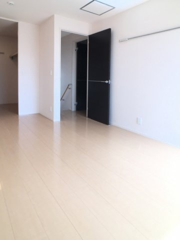 町田市玉川学園３丁目のアパートの居間・リビング|★お部屋探しはオールマイト不動産までご相談下さい♪