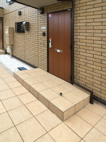町田市玉川学園３丁目のアパートのエントランス|★お部屋探しはオールマイト不動産までご相談下さい♪