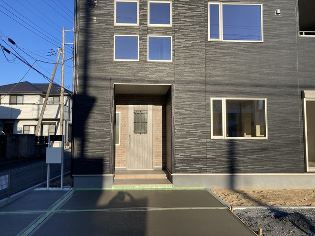 ひたちなか市堀口　第4の玄関|同施工エントランスです。帰りたくなる家、住む幸せ、ご見学の際はお問合せ下さい。心よりお待ちしております～。