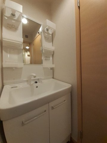 アーバングレイスの洗面所