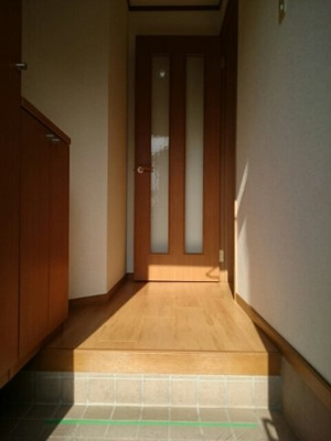 【玄関】 | ヒルサイドコート