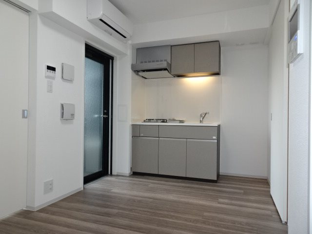 新品家具付きマンション中央2(KaGood東京)の居間・リビング