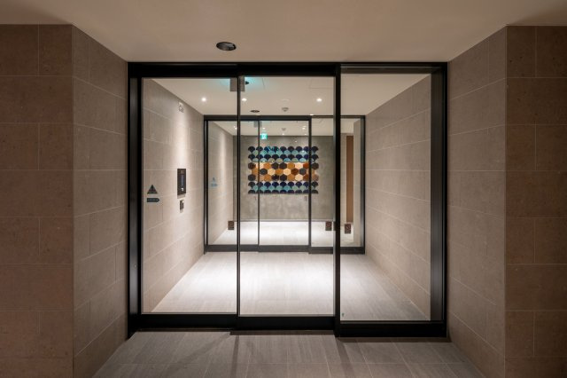 THE TEN GOOD 祖原Ⅰのエントランス|建物の内部です