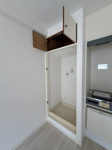 石原ビルの収納