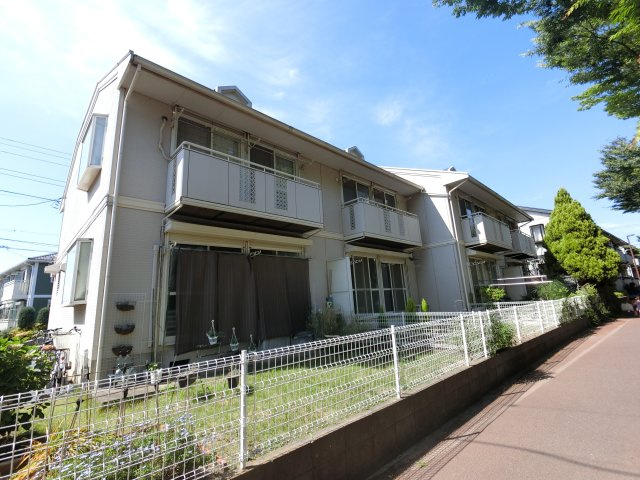 ラヴェニュ　Aの画像