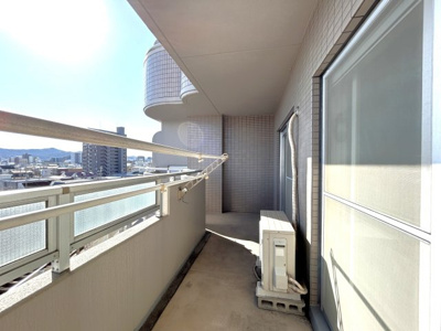 【バルコニー】 | サーパス北本町