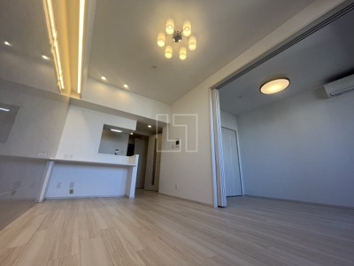 【居間・リビング】 | プレジオ難波EURO | プレジオ難波EURO（プレジオ難波ユーロ）　リビング