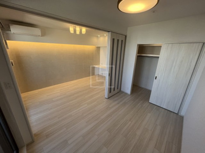 【居間・リビング】 | プレジオ難波EURO | プレジオ難波EURO（プレジオ難波ユーロ）　洋室