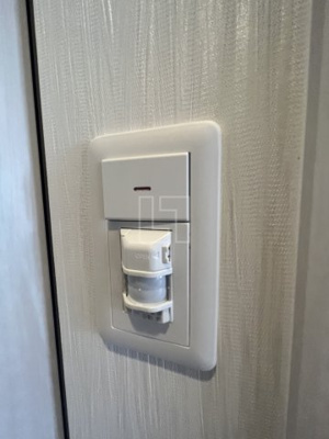 【設備】 | プレジオ難波EURO | プレジオ難波EURO（プレジオ難波ユーロ）　人感センサー