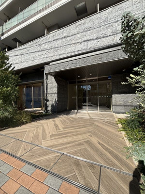 【エントランス】 | スプランディッド南千住