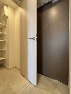 【玄関】 | スプランディッド南千住