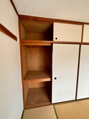 パールマンションオザキIIの収納