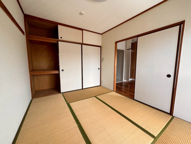 パールマンションオザキIIの和室
