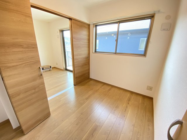 カローレ岡垣Ⅱの居間・リビング