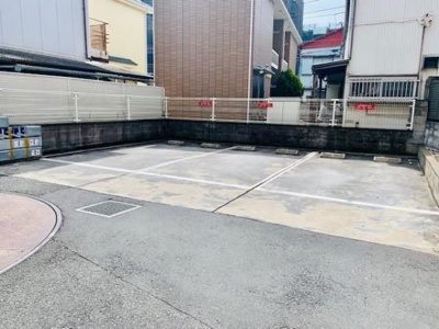 【駐車場】 | スカイプラザＩＩＩ