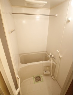 アンプルール フェール Surieの浴室