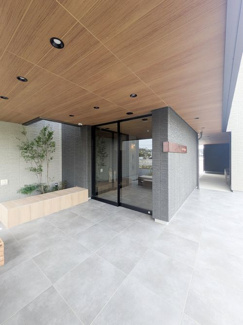 【エントランス】 | カーサレジーナ