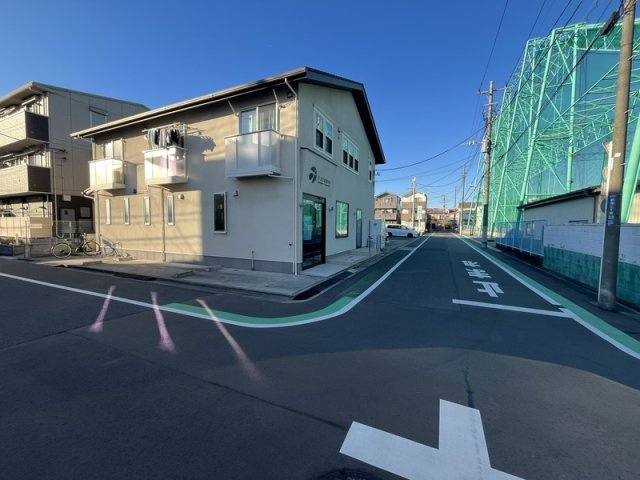 ラピス新宿Ａ棟の外観