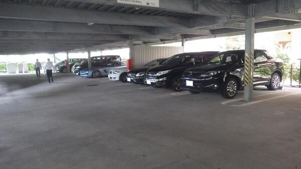 ロイヤルパークスシーサー南千住の駐車場