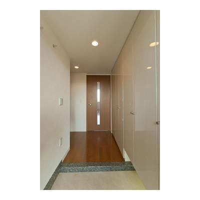 【玄関】 | エンブレムコート明石町