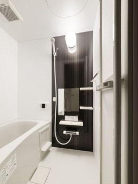 アルモ北戸田の浴室