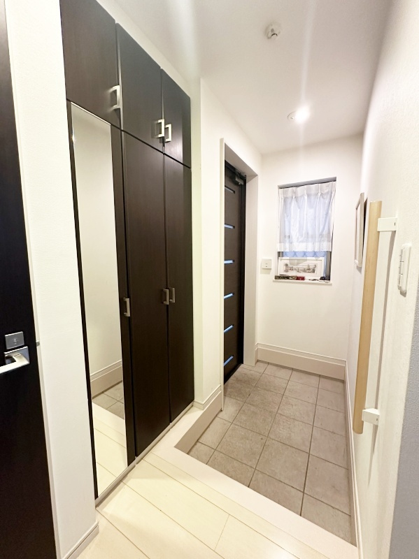 リムテラス自由が丘の玄関