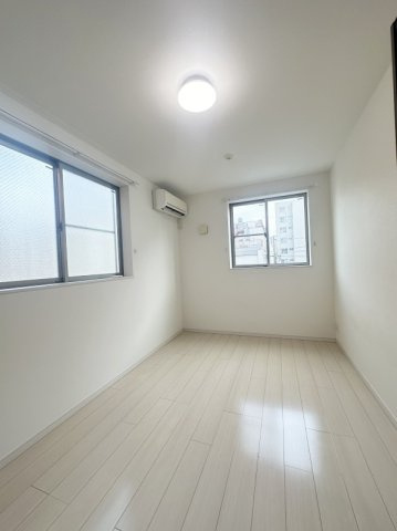 リムテラス自由が丘の洋室