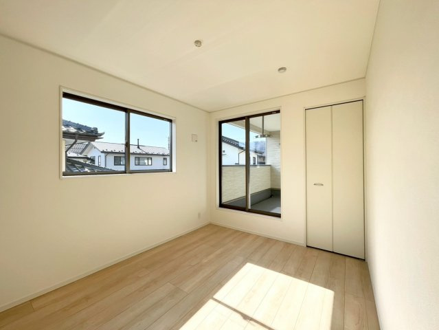 長野市若槻団地第１５の洋室|全室大きな収納スペース付きで片付けも楽々♪　１号棟