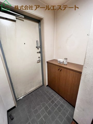 セントラルメゾン夢前川　　山陽電鉄「夢前川」徒歩5分の玄関