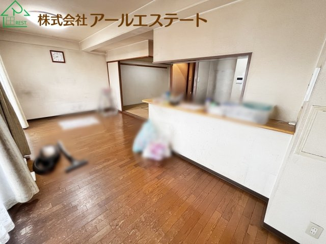 セントラルメゾン夢前川　　山陽電鉄「夢前川」徒歩5分の居間・リビング