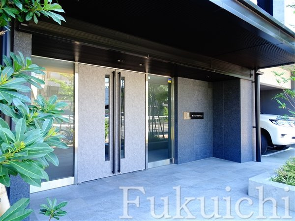 ザ・パークハビオ碑文谷のエントランス