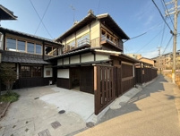 岡崎円勝寺町京町家３棟